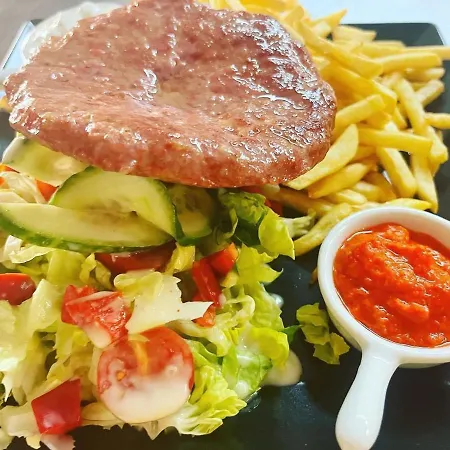 Bed & Breakfast Schoenblick Russbach