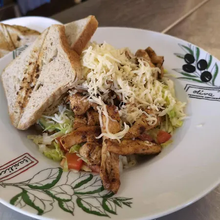 Schoenblick Russbach לינה וארוחת בוקר 3*