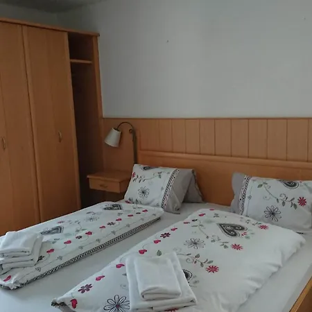 Schoenblick Russbach Bed & Breakfast Gseng